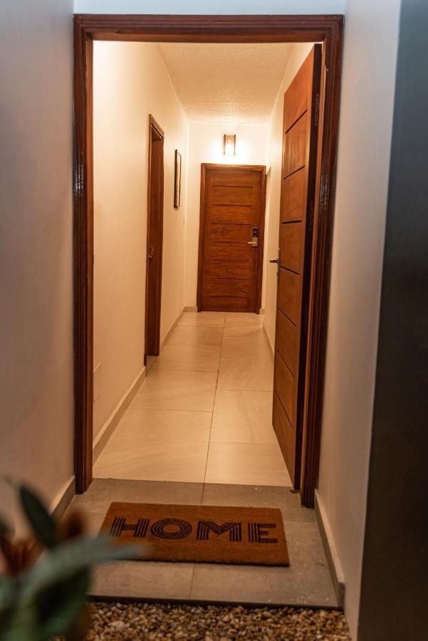 Ahome Guest House & Lounge Lome Ngoại thất bức ảnh